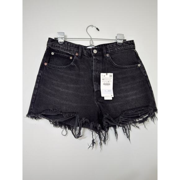 Zara Pants - NWT Zara Women's Black High Waisted Frayed Hem Cut Off Denim Shorts Size 10